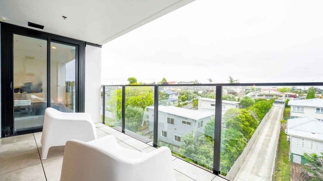 Photo of Patio Balcony in Greenlane - Ellerslie
