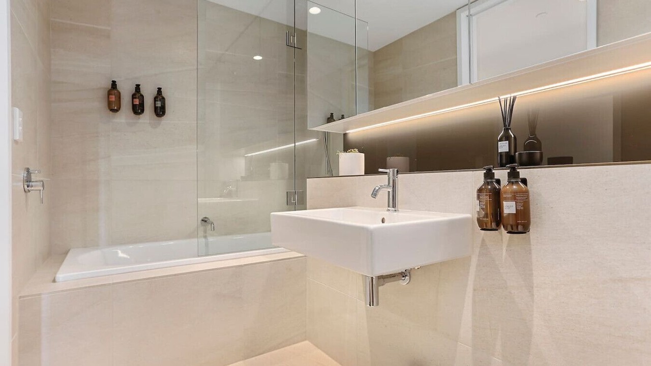 Photo of Bathroom in Auckland Central Business District