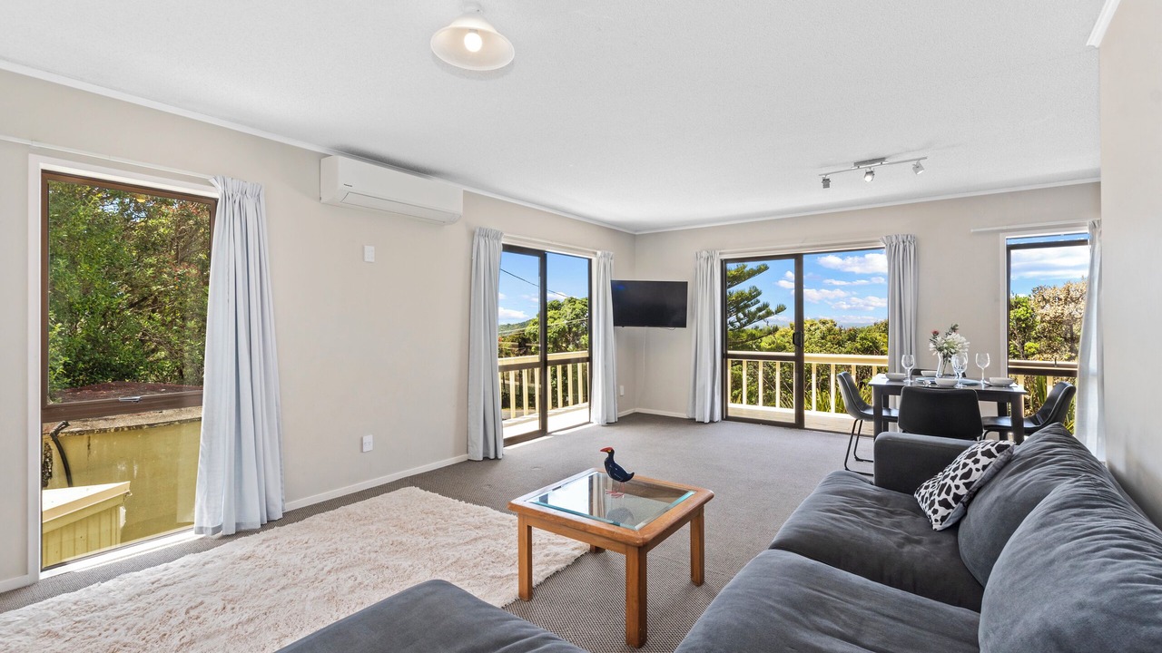 Photo of Livingroom in Tutukaka