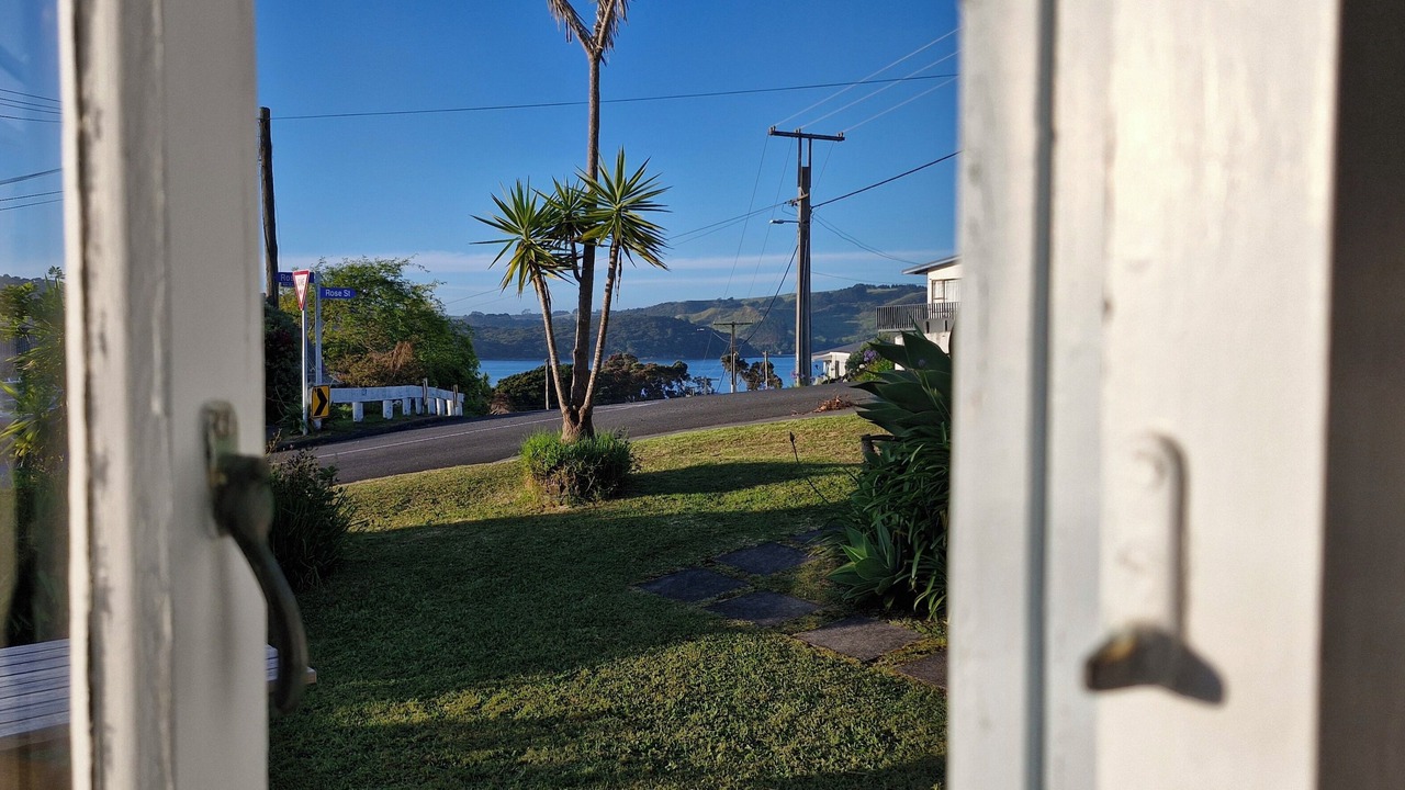 Photo of Others in Raglan