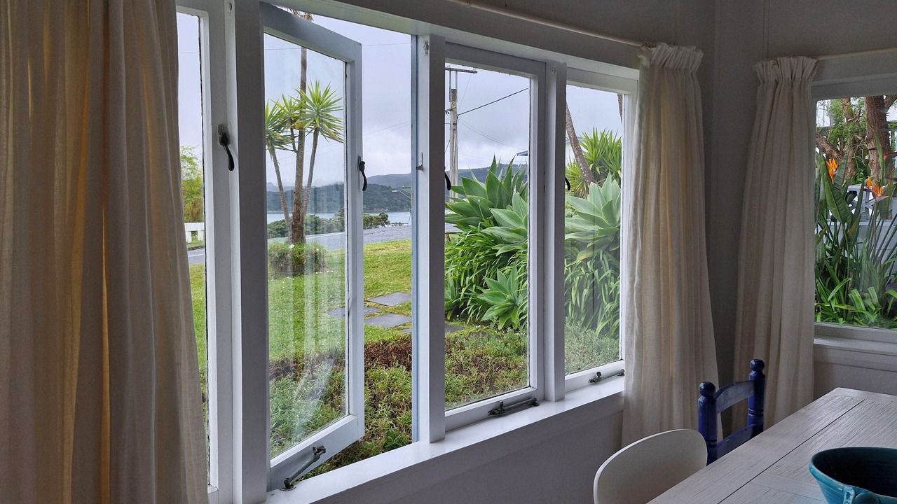 Photo of Others in Raglan