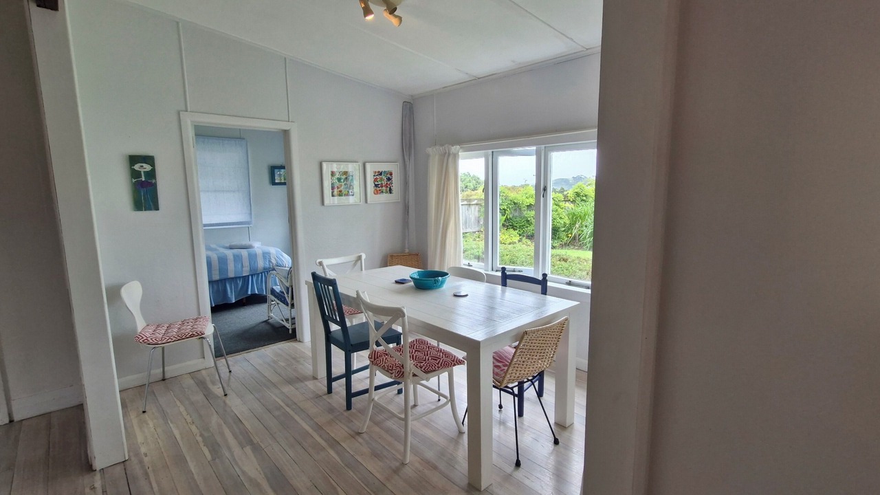 Photo of Others in Raglan