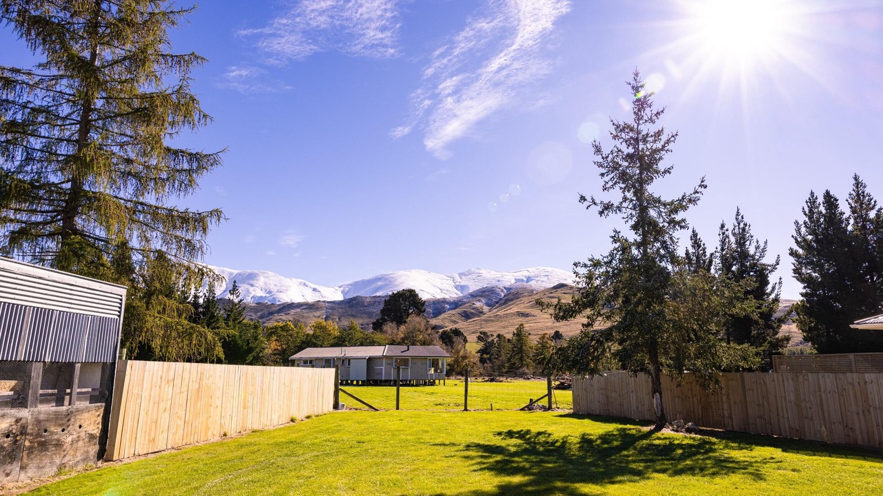 Photo of Outdoor in Burkes Pass
