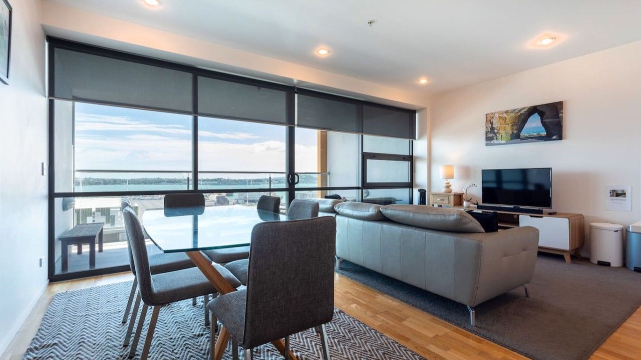 Photo of Livingroom in Auckland Central Business District