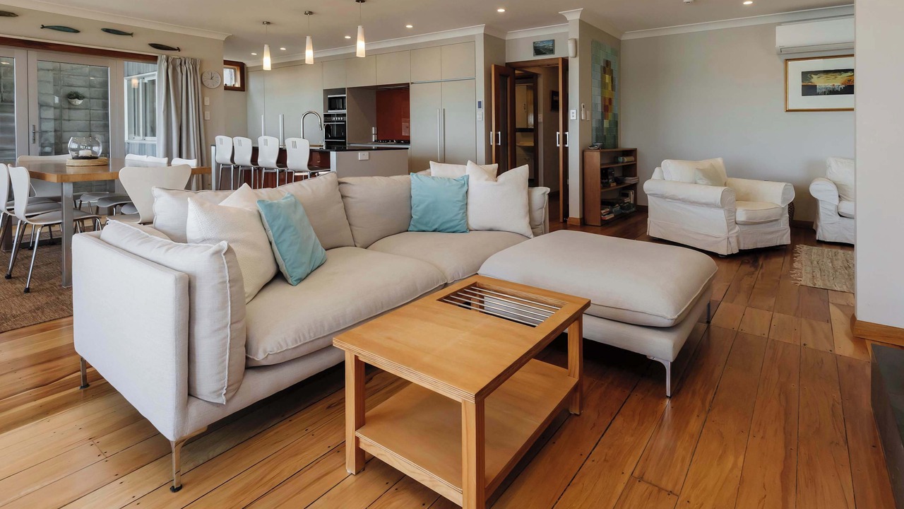 Photo of Livingroom in Oakura