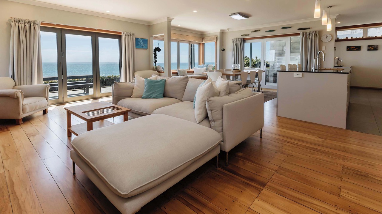Photo of Livingroom in Oakura