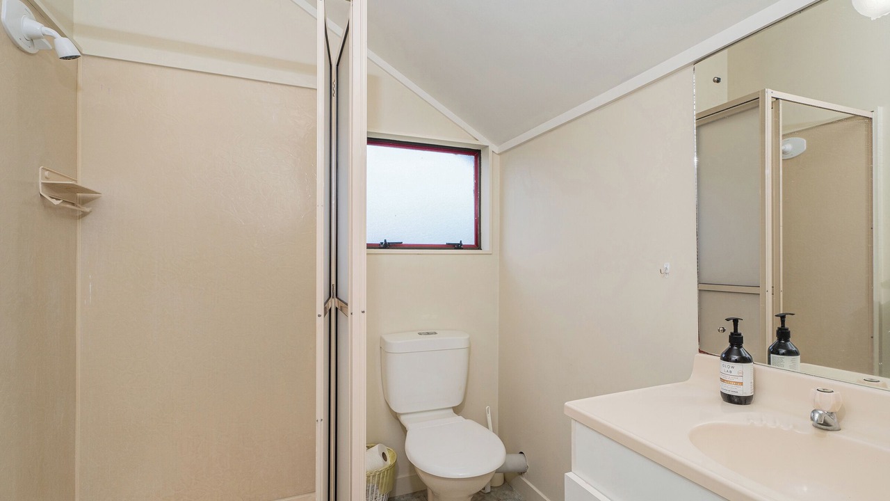 Photo of Bathroom in Whangamata
