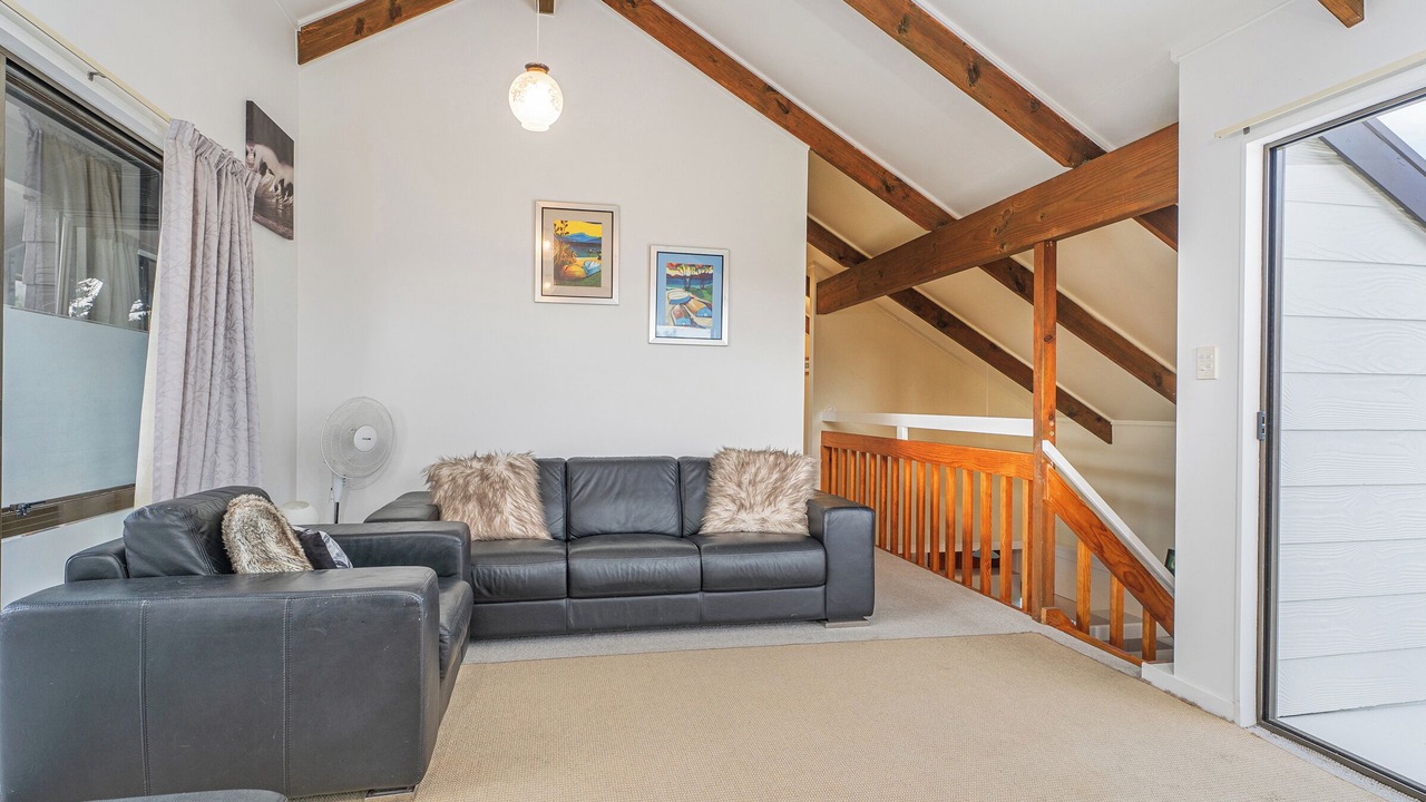 Photo of Livingroom in Whangamata