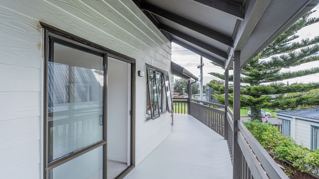 Photo of Patio Balcony in Whangamata