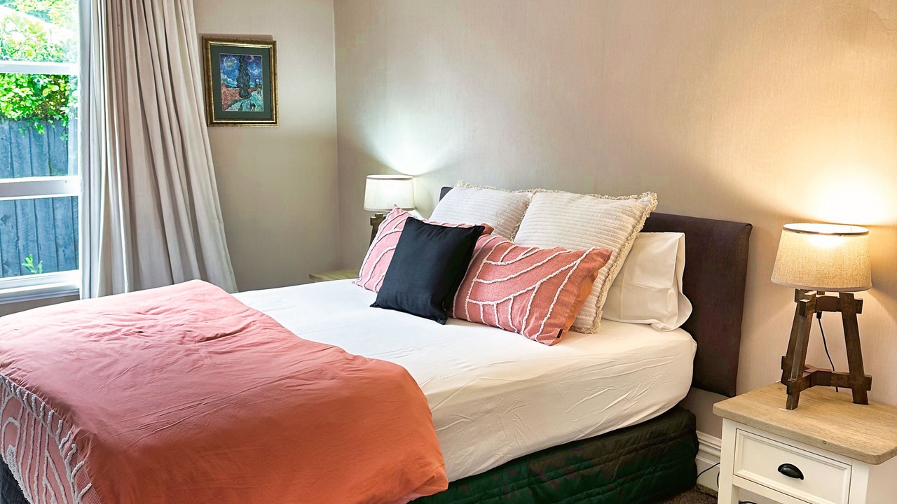 Photo of Bedroom in Strowan