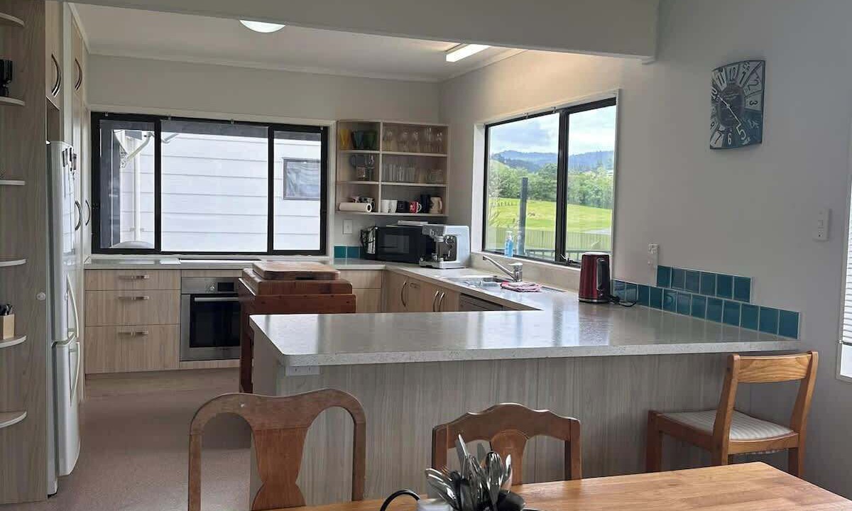 Photo of Kitchen in Whangamata