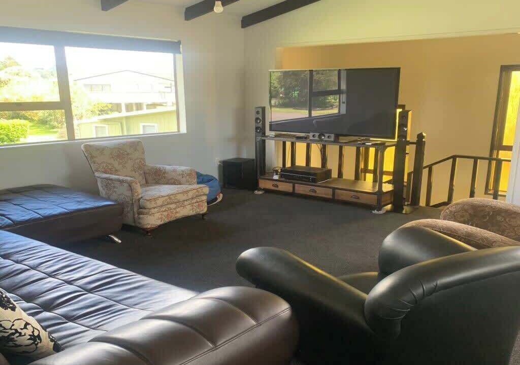 Photo of Livingroom in Cooks Beach