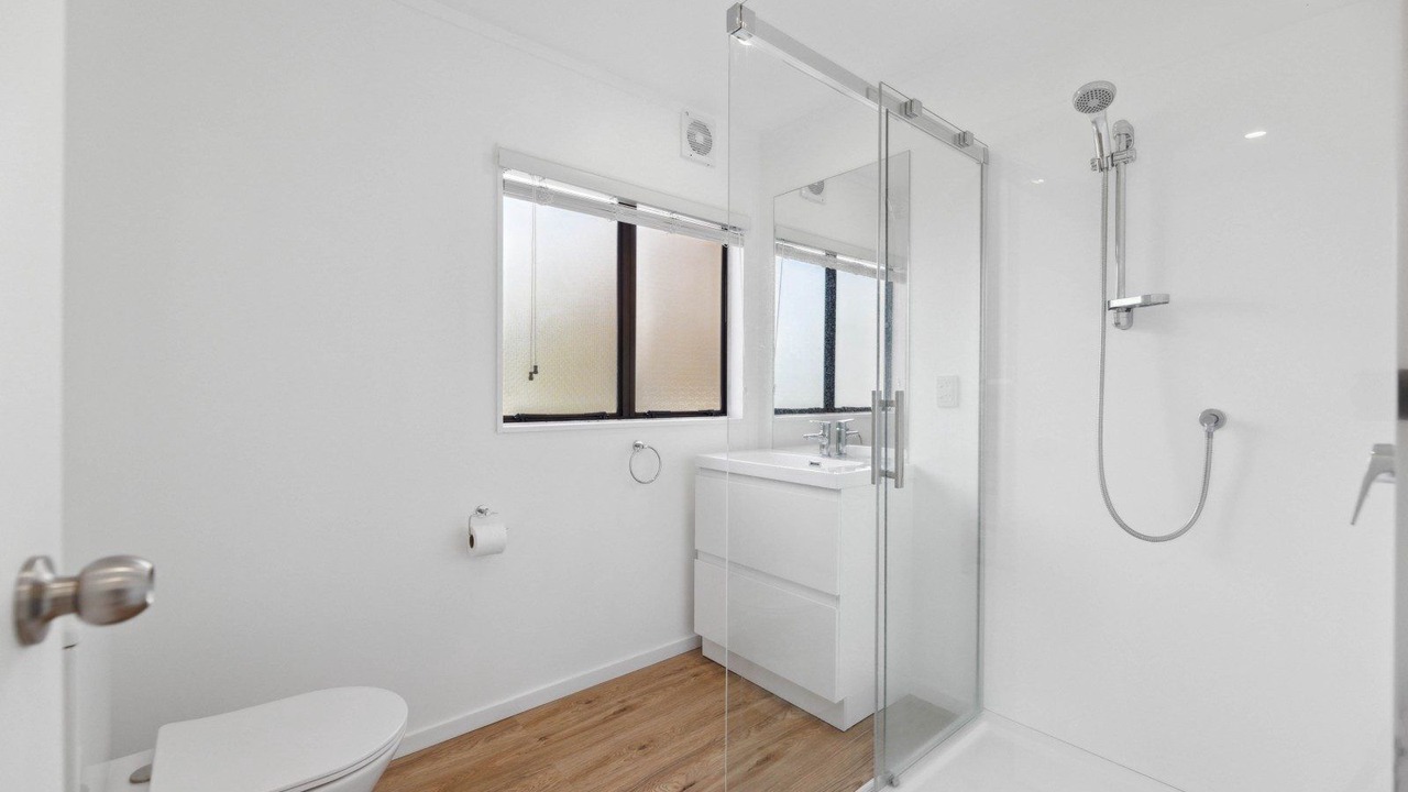 Photo of Bathroom in Turangi