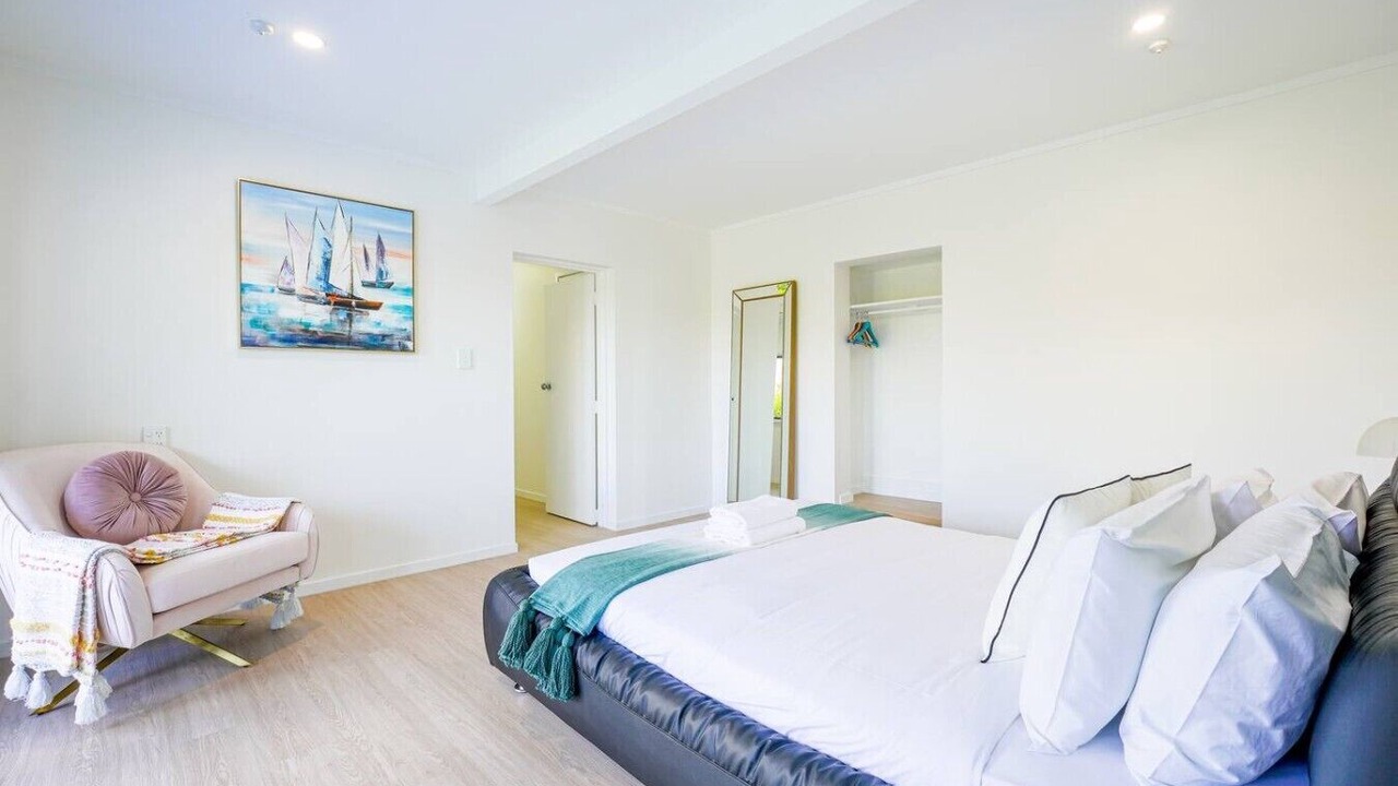Photo of Bedroom in Bucklands Beach