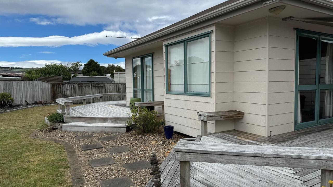 Photo of Patio Balcony in Cooks Beach