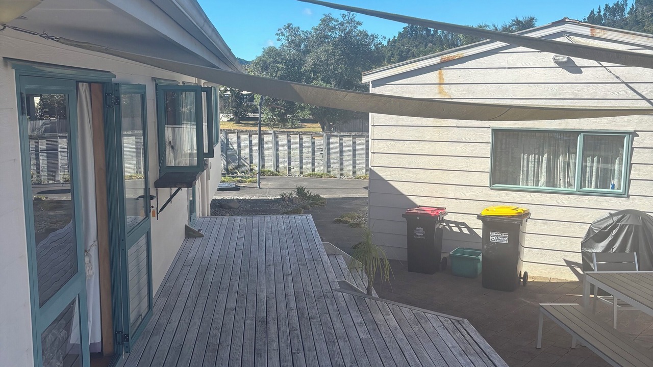 Photo of Patio Balcony in Cooks Beach