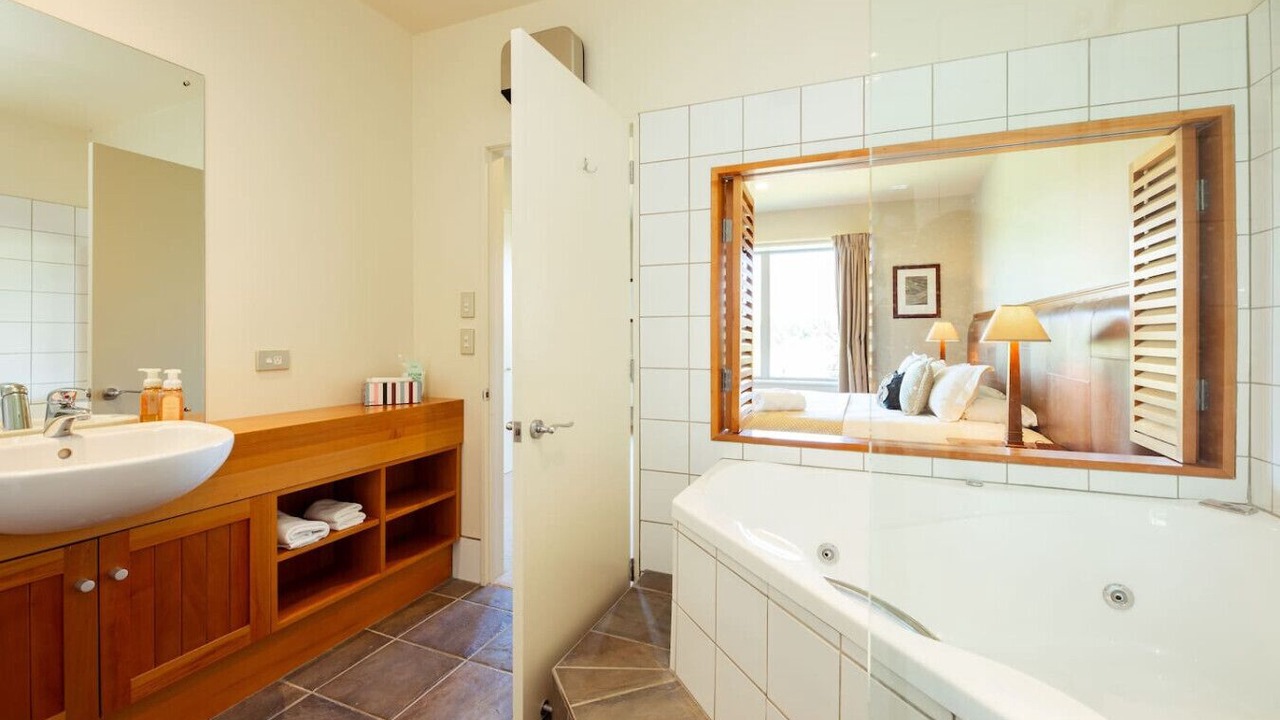 Photo of Bathroom in Windwhistle