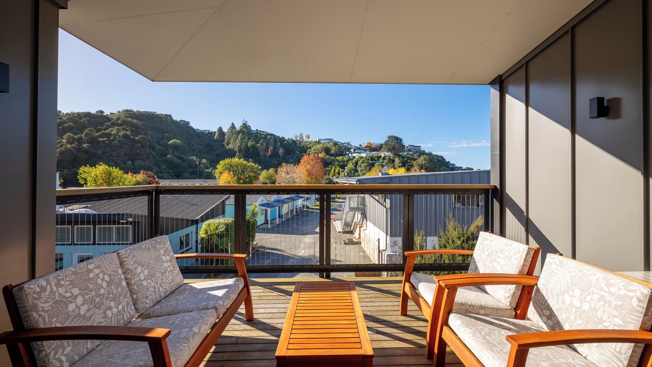 Photo of Patio Balcony in Ngaio Bay
