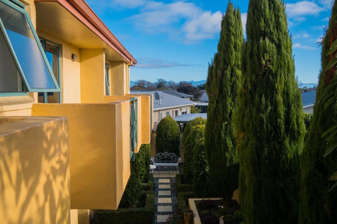 Photo of Patio Balcony in Tahunanui