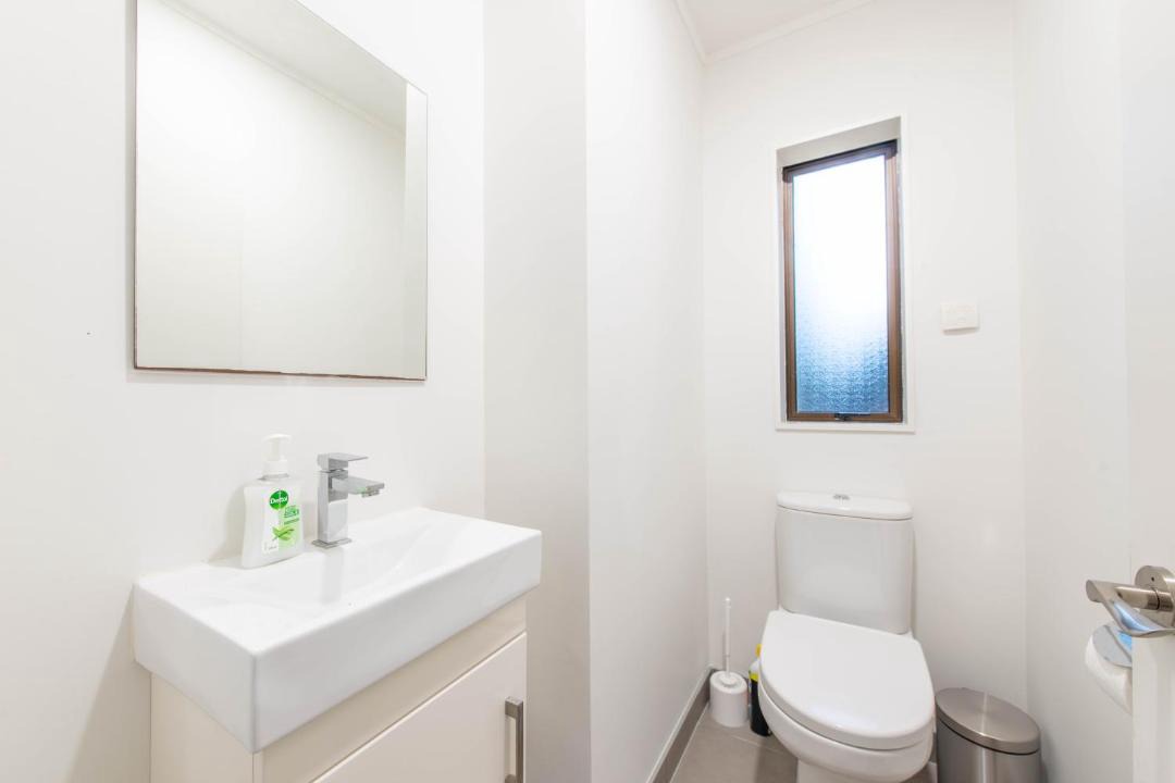 Photo of Bathroom in Greenlane - Ellerslie