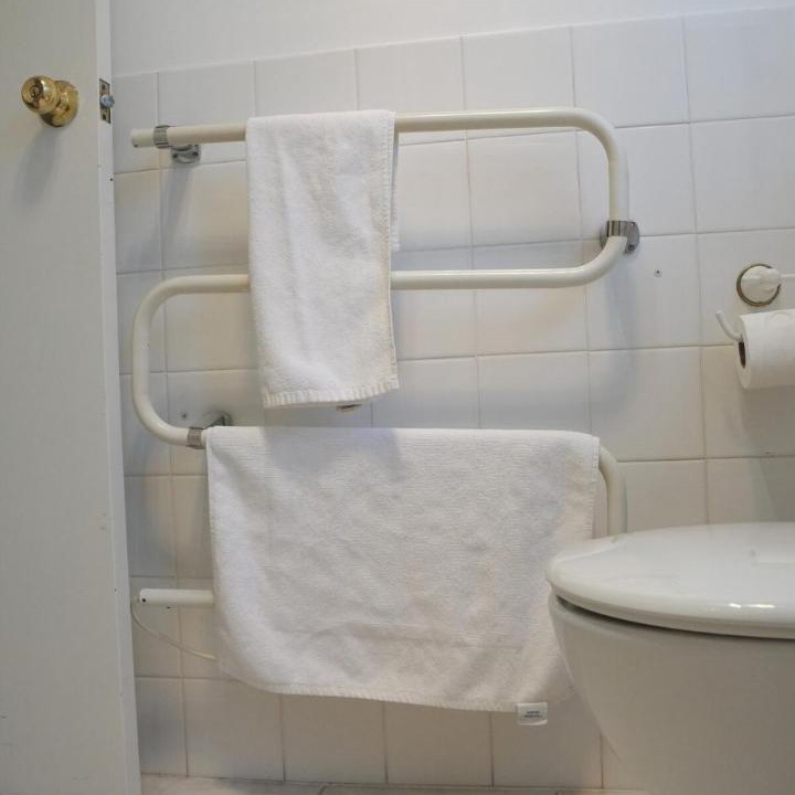 Photo of Bathroom in Lynfield
