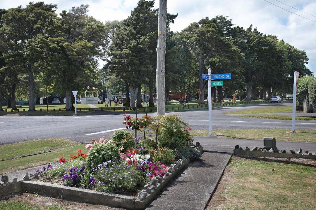 Photo of Others in Woodville