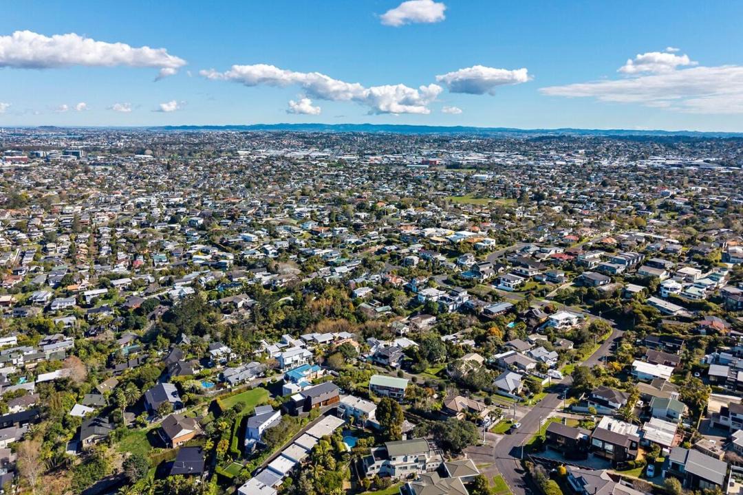 Photo of Buildings in Castor Bay