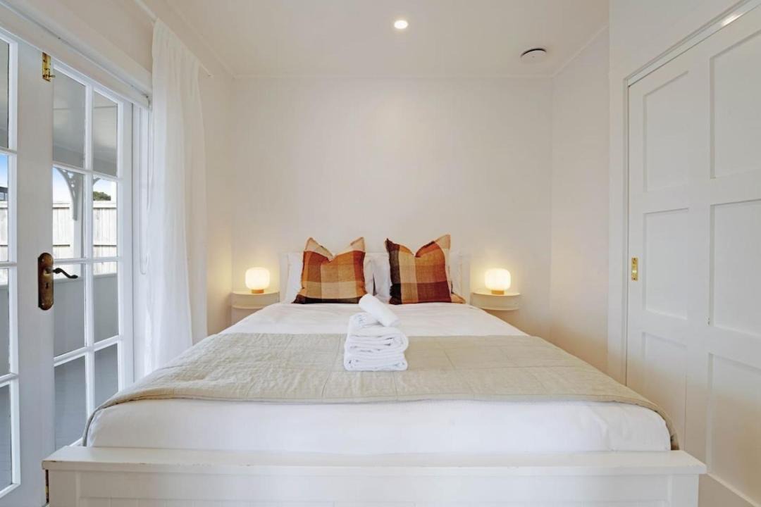 Photo of Bedroom in Massey
