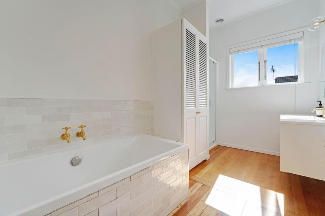 Photo of Bathroom in Massey