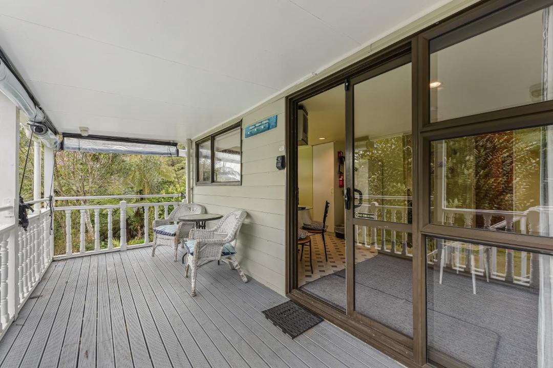 Photo of Patio Balcony in Moetapu Bay