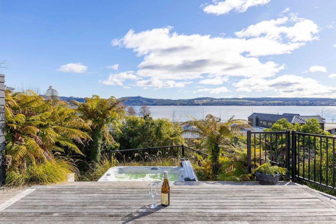 Photo of Patio Balcony in Two Mile Bay
