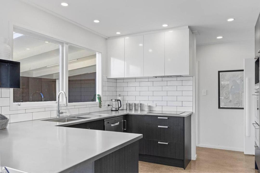 Photo of Kitchen in Two Mile Bay