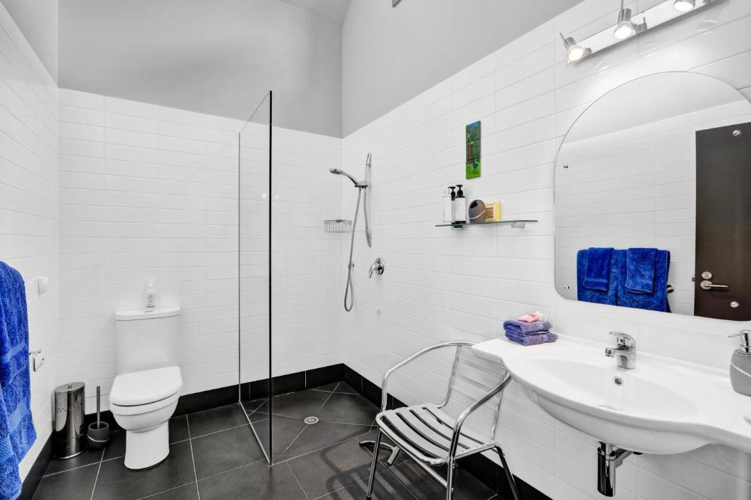Photo of Bathroom in Tarurutangi