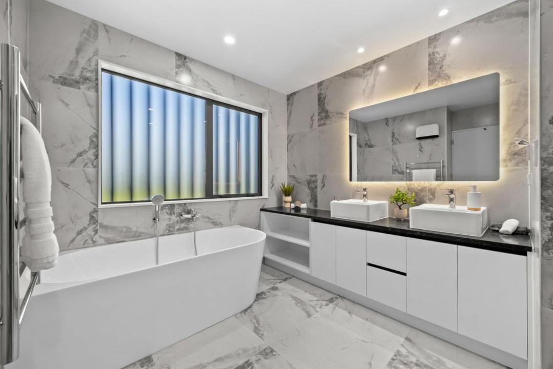 Photo of Bathroom in Flat Bush