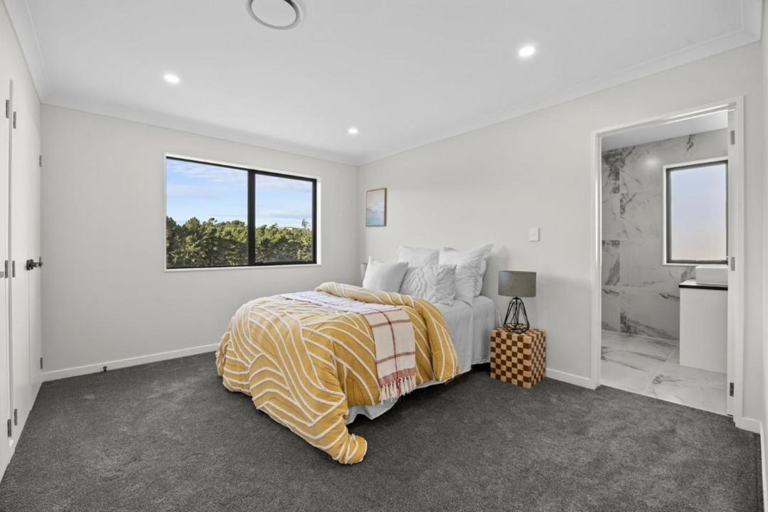 Photo of Bedroom in Flat Bush