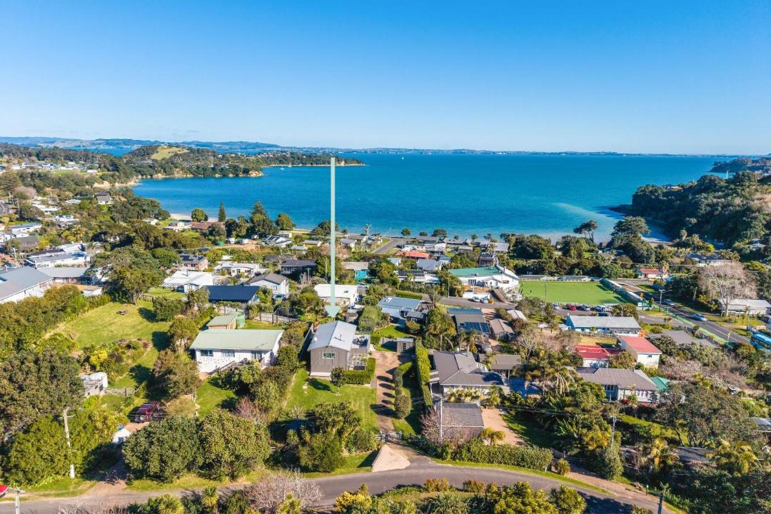 Photo of Others in Surfdale