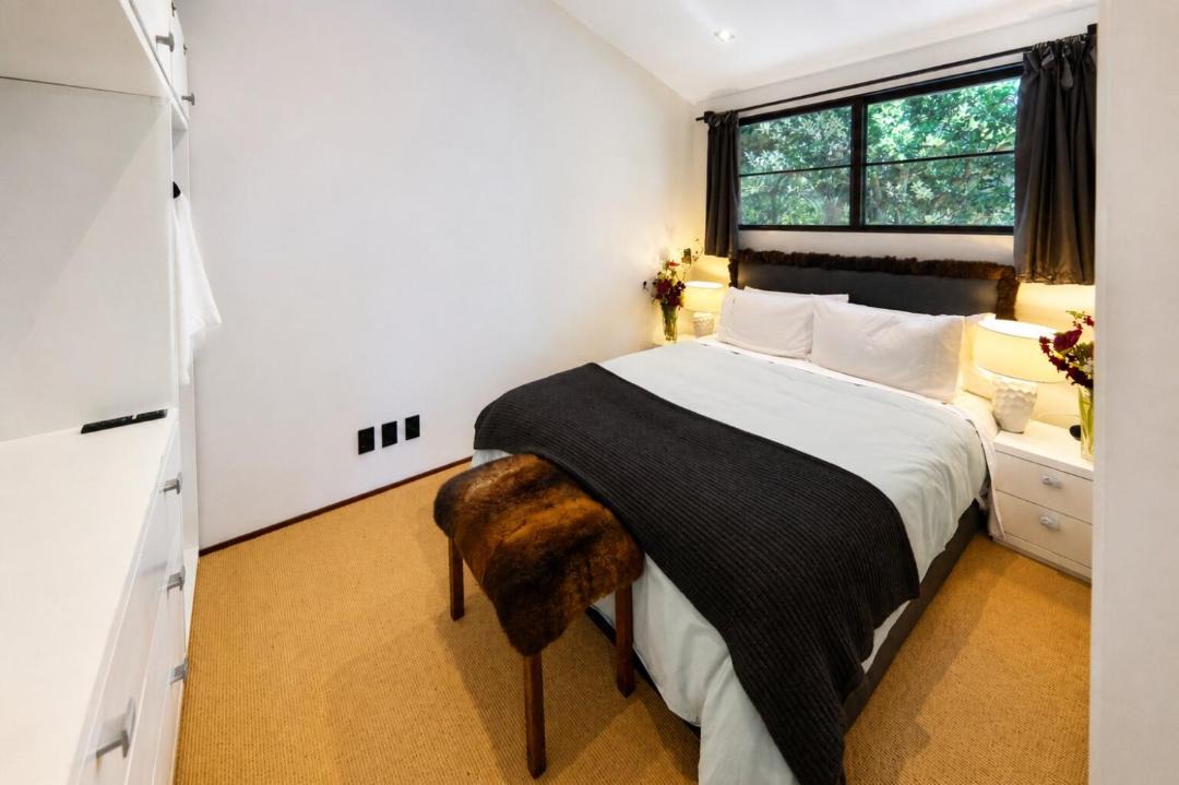 Photo of Bedroom in Titirangi