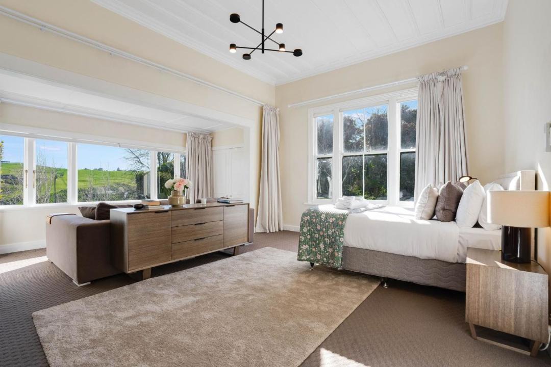 Photo of Bedroom in Bombay