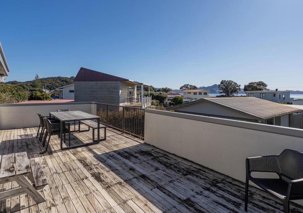 Photo of Patio Balcony in Cooks Beach