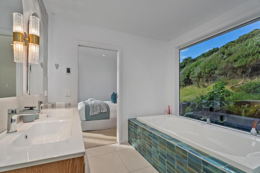 Photo of Bathroom in Rings Beach