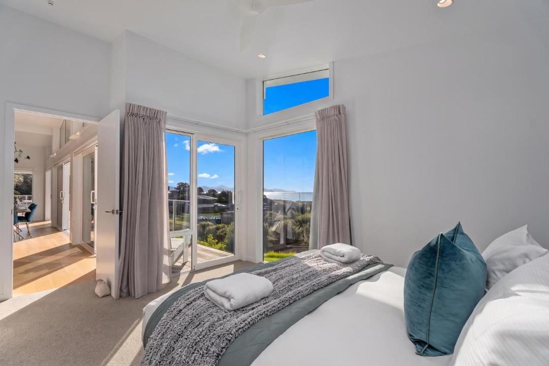 Photo of Bedroom in Rings Beach
