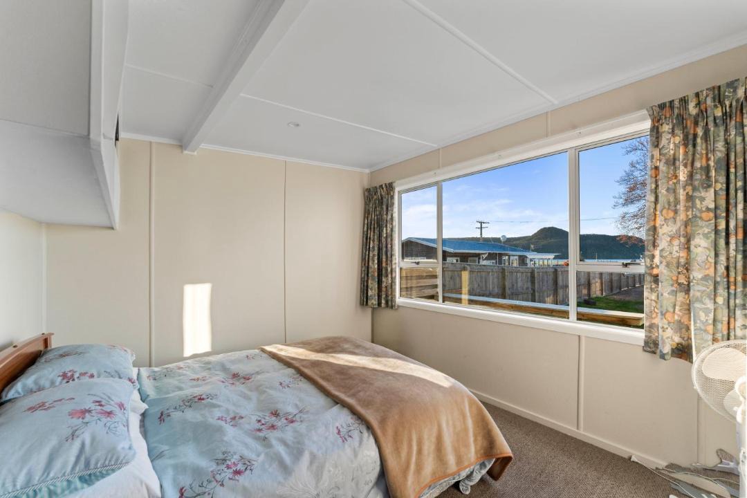 Photo of Bedroom in Motuoapa