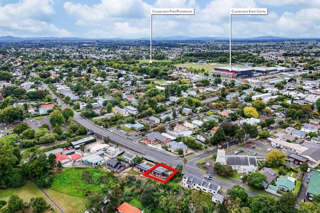 Photo of Others in Hamilton East