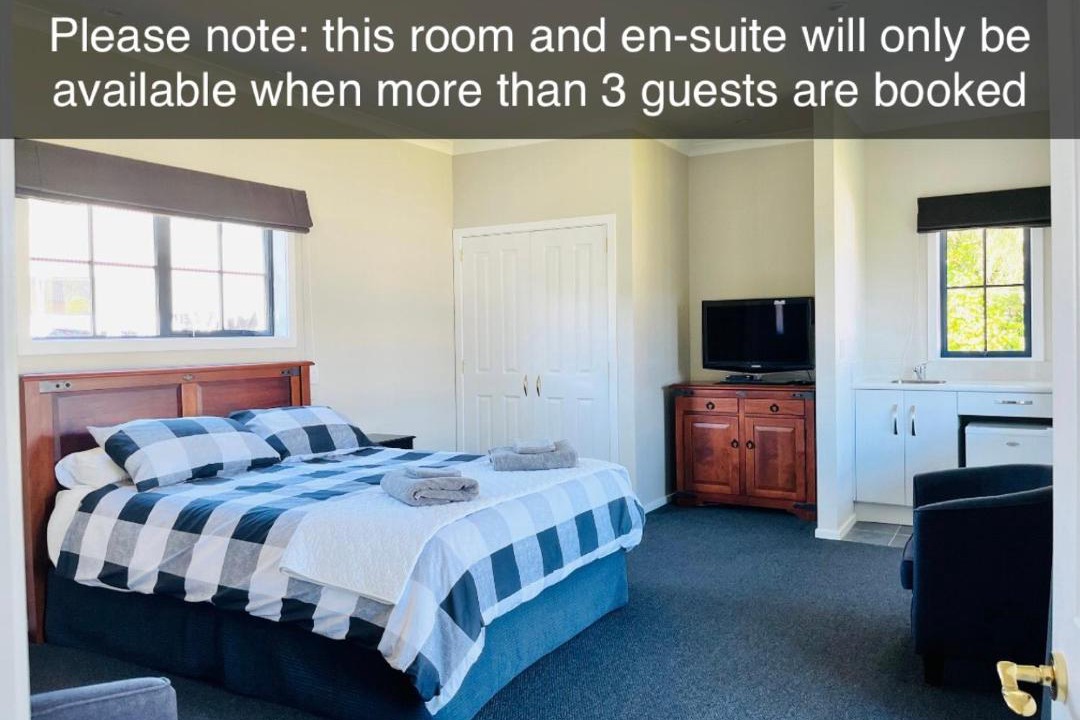 Photo of Bedroom in Manapouri