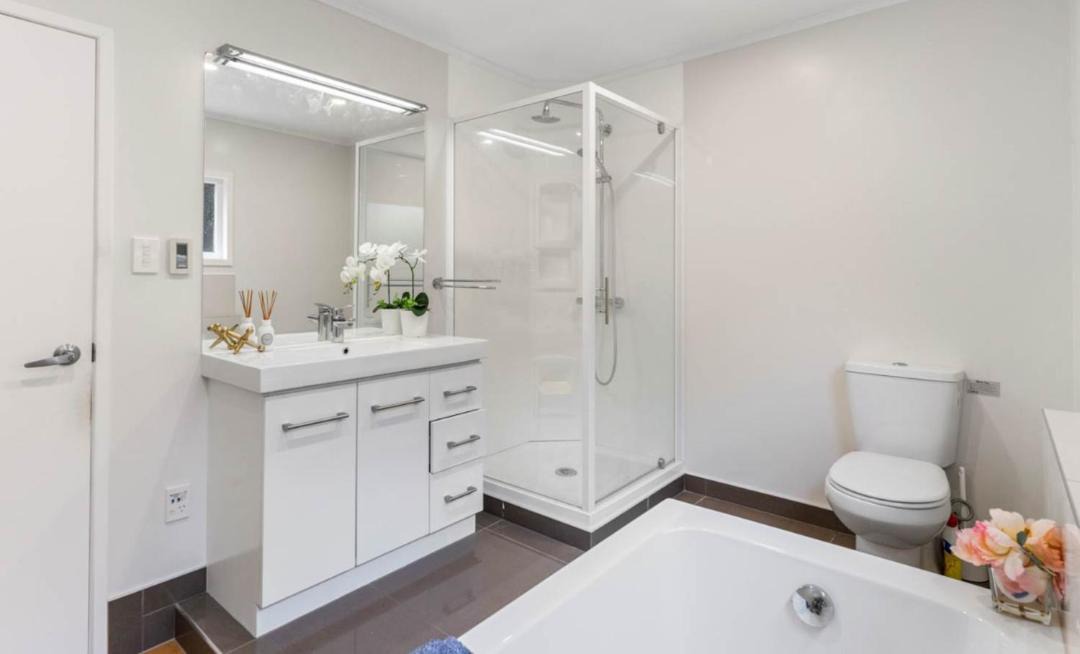 Photo of Bathroom in Greenhithe