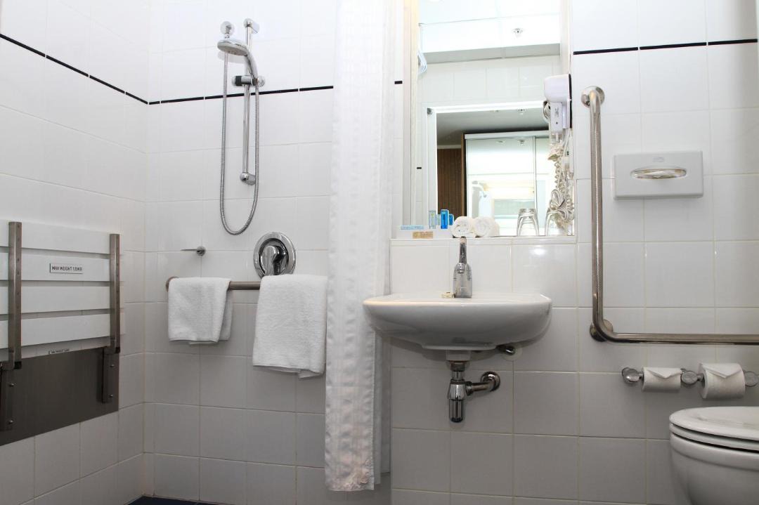 Photo of Bathroom in Greenlane - Ellerslie