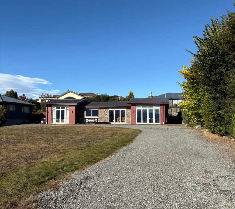 Photo of Others in Lake Tekapo