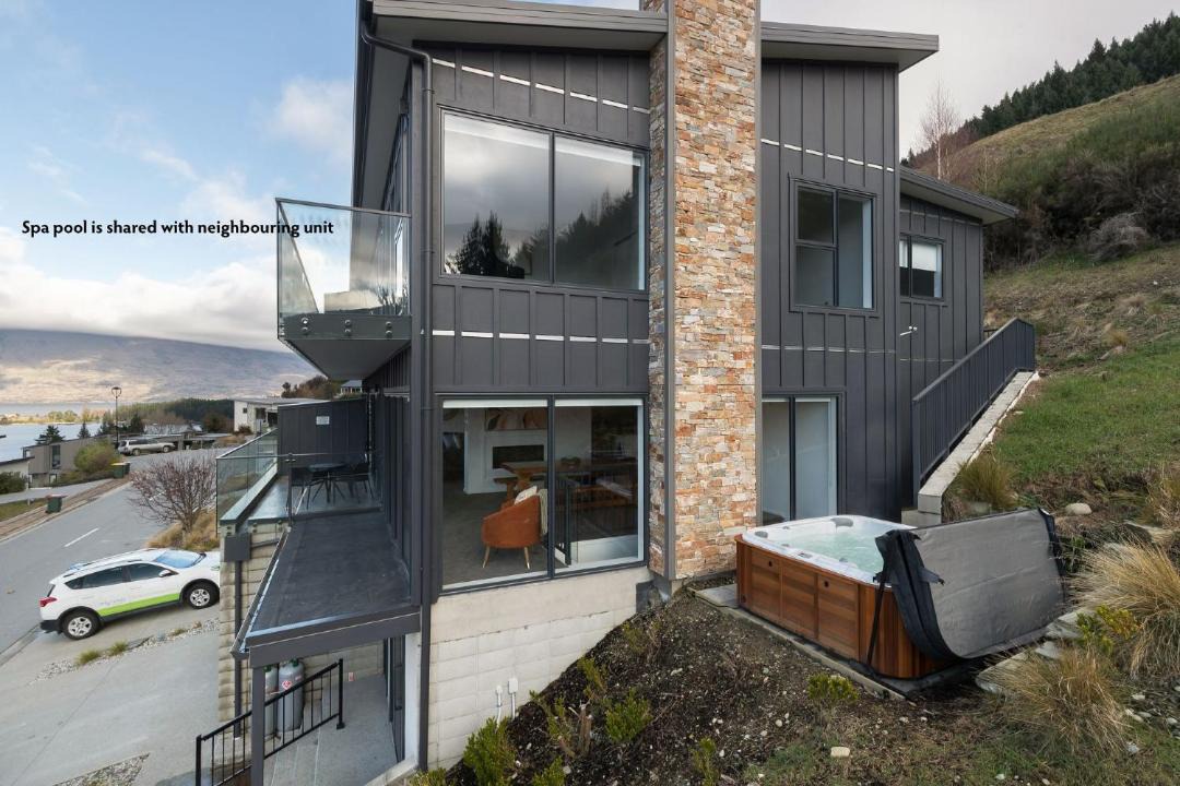 Photo of Others in Queenstown
