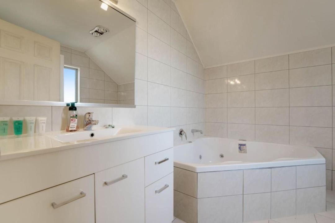 Photo of Bathroom in Mount Roskill