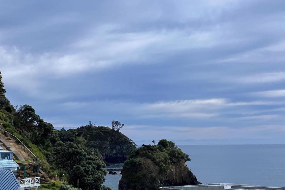 Photo of Others in Russell